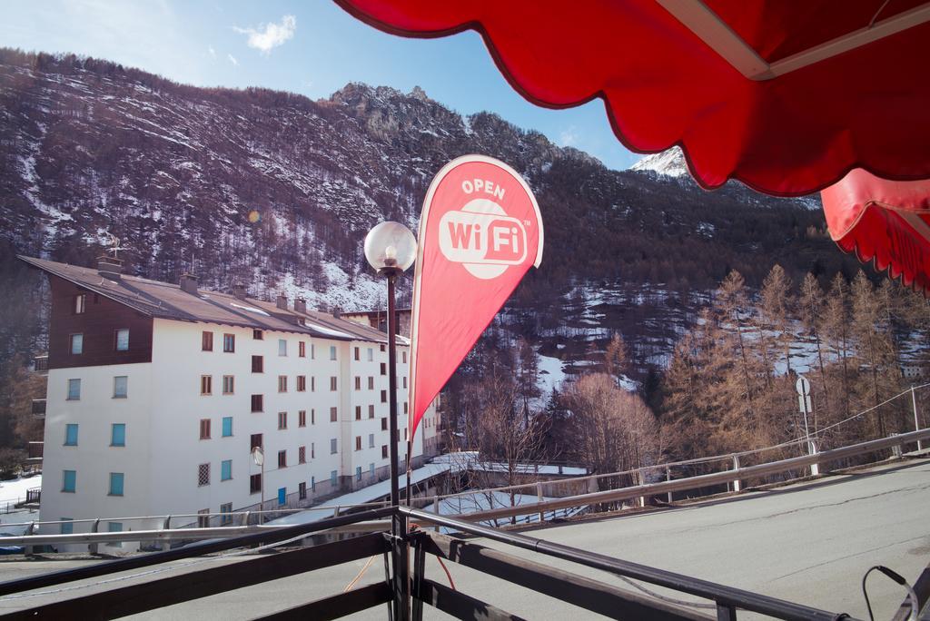Hotel Etoile De Neige Valtournenche Exterior foto
